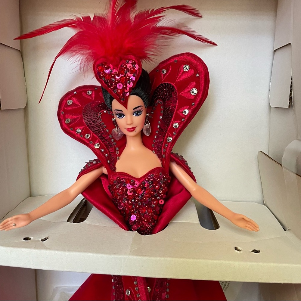 Vintage Bob Mackie Queen of Hearts Barbie Doll - Picture 3 of 9
